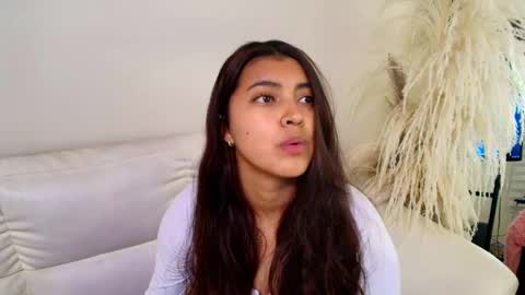 Snapshot of rebeca_williams_ chatting on February 2025 01:04:02 AM Rebeca Williams online show from February 2025 01:04:02 AM