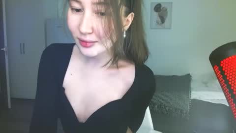 Lets talk here 33.  online show from February 2025 11:26:01 PM