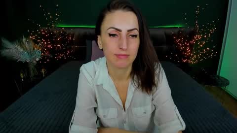 rebecca_diamonds online show from February 2025 09:41:01 AM