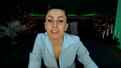 rebecca_diamonds online show from February 2026 06:45:02 AM