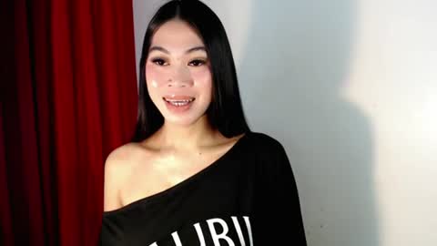 its me asian rebecca online show from July 2026 02:10:01 PM