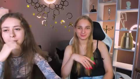 rebecca_smile_ online show from June 2026 06:52:02 AM