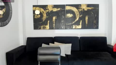 Rebe online show from November 2025 06:56:02 PM