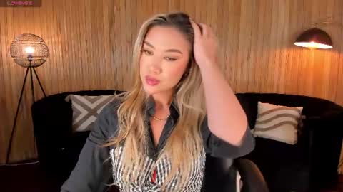 Snapshot of rebeccahudson_ chatting on July 2026 07:41:01 PM Rebe online show from July 2026 07:41:01 PM