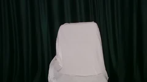 Rebekka  Nelson online show from April 2026 06:31:01 PM