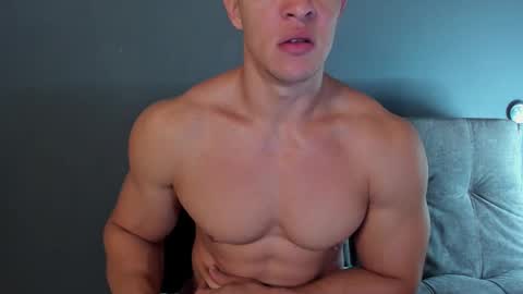 twitter REECET26 instagram RECCETAYLOR online show from September 2025 01:57:02 PM