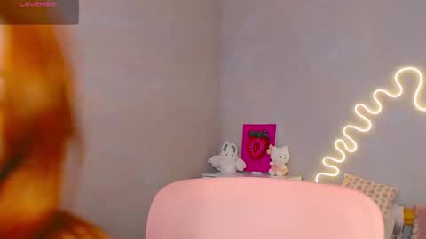 red__candy online show from February 2025 04:05:01 PM