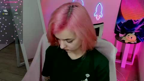 Bestie online show from February 2025 04:56:02 PM