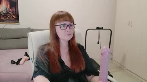 Lisa online show from October 2025 05:24:02 PM