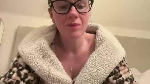 Rosie online show from January 2026 07:27:01 PM