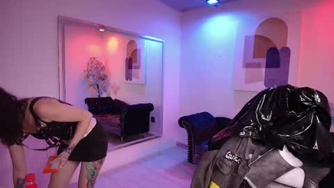 Res Moon online show from October 2025 11:40:01 AM