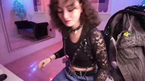 Res Moon online show from October 2025 11:21:02 AM