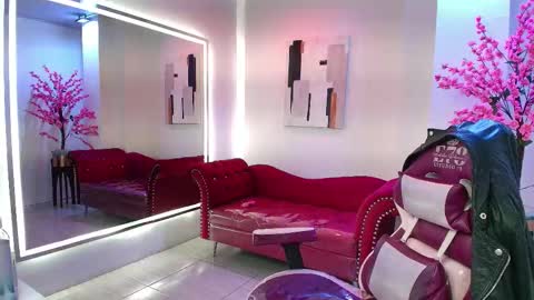 Res Moon online show from October 2025 08:05:01 PM