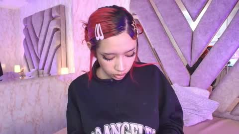 red_pandaa online show from November 2025 03:23:02 AM