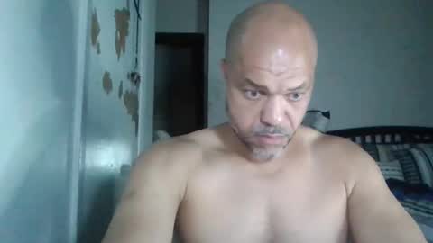 Redbone online show from April 2026 04:52:02 PM