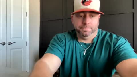 Snapshot of redbull1414 chatting on December 2024 07:05:01 PM RedBull online show from December 2024 07:05:01 PM