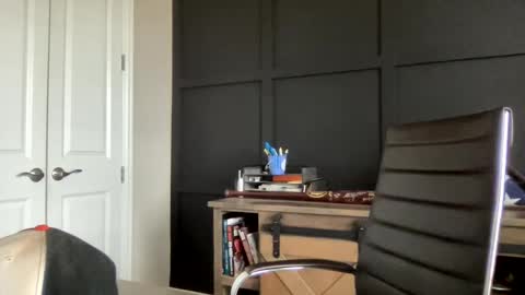 Snapshot of redbull1414 chatting on December 2024 06:27:01 PM RedBull online show from December 2024 06:27:01 PM