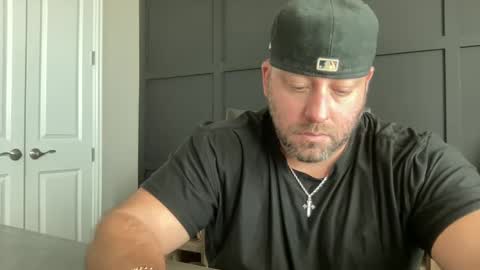 Snapshot of redbull1414 chatting on January 2025 09:36:01 PM RedBull online show from January 2025 09:36:01 PM