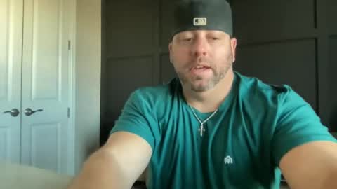 Snapshot of redbull1414 chatting on February 2025 02:24:01 PM RedBull online show from February 2025 02:24:01 PM