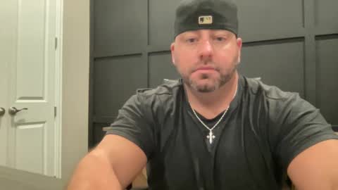 Snapshot of redbull1414 chatting on February 2025 10:09:02 AM RedBull online show from February 2025 10:09:02 AM