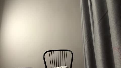 Mia online show from January 2026 03:28:02 PM