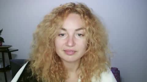 Snapshot of reddgirll chatting on January 2025 09:55:02 PM reddgirll online show from January 2025 09:55:02 PM