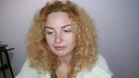 Snapshot of reddgirll chatting on January 2025 11:13:01 PM reddgirll online show from January 2025 11:13:01 PM