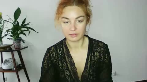 Snapshot of reddgirll chatting on January 2025 03:34:02 PM reddgirll online show from January 2025 03:34:02 PM