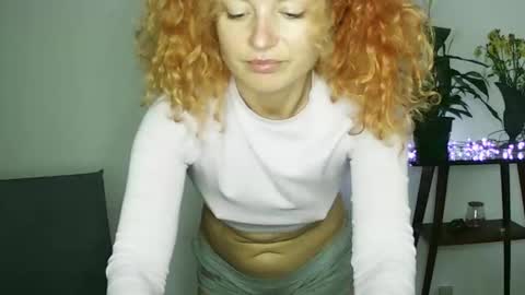 Snapshot of reddgirll chatting on February 2025 06:10:02 PM reddgirll online show from February 2025 06:10:02 PM