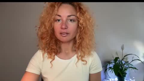 Snapshot of reddgirll chatting on March 2025 05:49:02 PM reddgirll online show from March 2025 05:49:02 PM