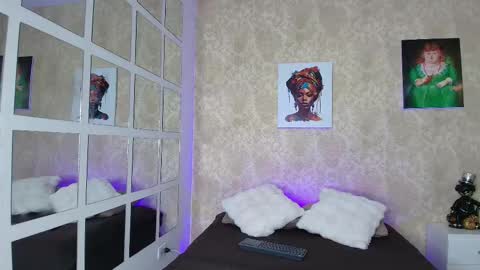 reddoll_eup69 online show from September 2025 08:56:02 PM