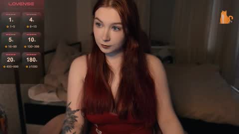 Lina online show from September 2025 12:39:01 PM