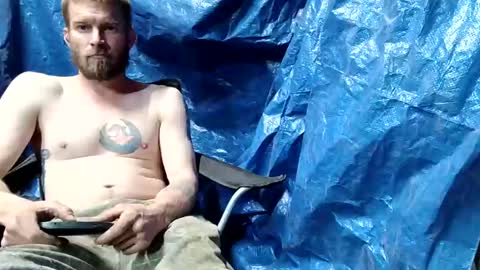 Snapshot of redheadlover828 chatting on January 2025 07:42:01 AM Kevin online show from January 2025 07:42:01 AM