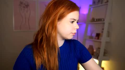 Snapshot of redhotlinee chatting on September 2025 09:30:01 PM RedHotlinee online show from September 2025 09:30:01 PM