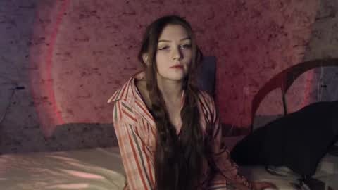 Snapshot of redmoonhead chatting on February 2025 12:54:01 PM Ana online show from February 2025 12:54:01 PM