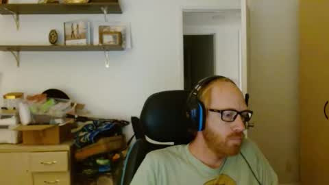 redrob57 online show from November 2025 04:39:02 AM