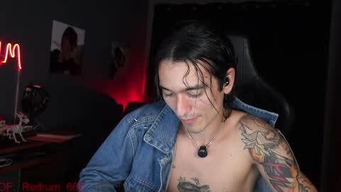 Red online show from April 2026 01:03:01 AM