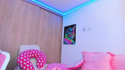 redski77 online show from January 2025 06:19:02 AM