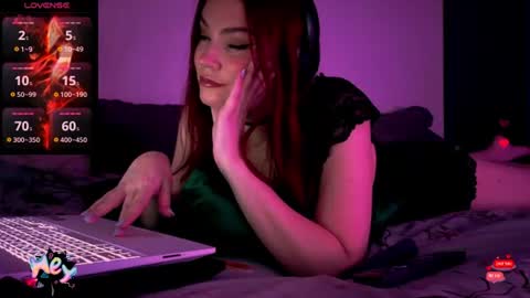 Snapshot of redyari chatting on July 2026 09:30:01 PM Red online show from July 2026 09:30:01 PM