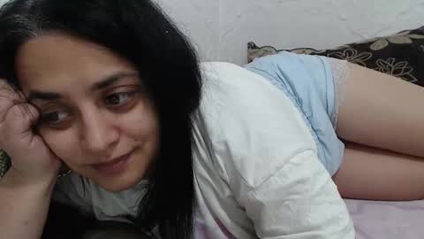 Reea online show from November 2025 08:08:01 PM