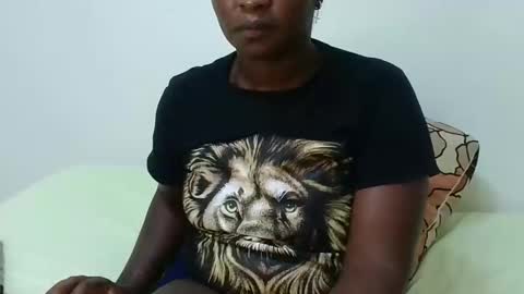 Snapshot of reem_wonder chatting on December 2024 11:53:01 AM Reem online show from December 2024 11:53:01 AM