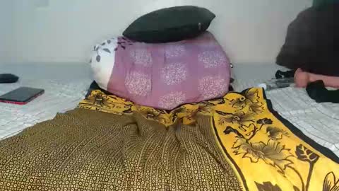 Snapshot of reem_wonder chatting on October 2025 09:06:02 AM Reem online show from October 2025 09:06:02 AM