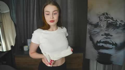 Mia online show from September 2025 01:27:02 AM
