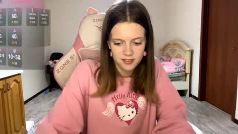 Lucy online show from September 2025 03:57:01 PM