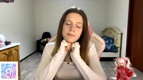 Lucy online show from September 2025 03:48:01 PM