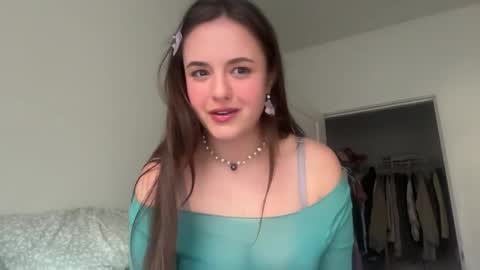 Its Reginaaa  online show from April 2026 01:49:02 AM