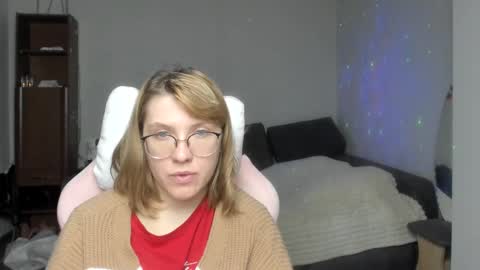 Regina online show from January 2025 03:23:01 AM