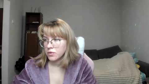 Regina online show from January 2025 02:39:02 AM