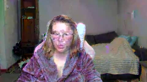 Regina online show from January 2025 06:33:02 PM