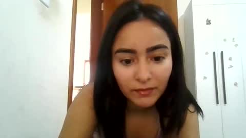 reginavitoria online show from October 2025 11:27:02 AM